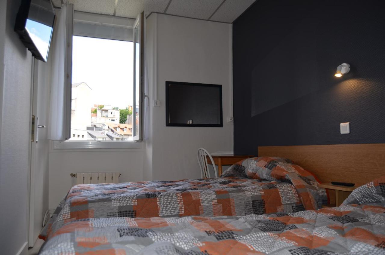 Hotel Montfort 2*