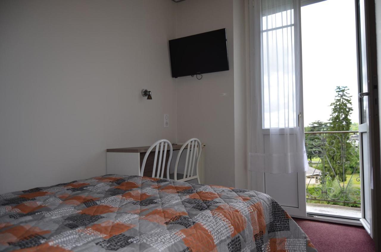 Hotel Montfort 2*