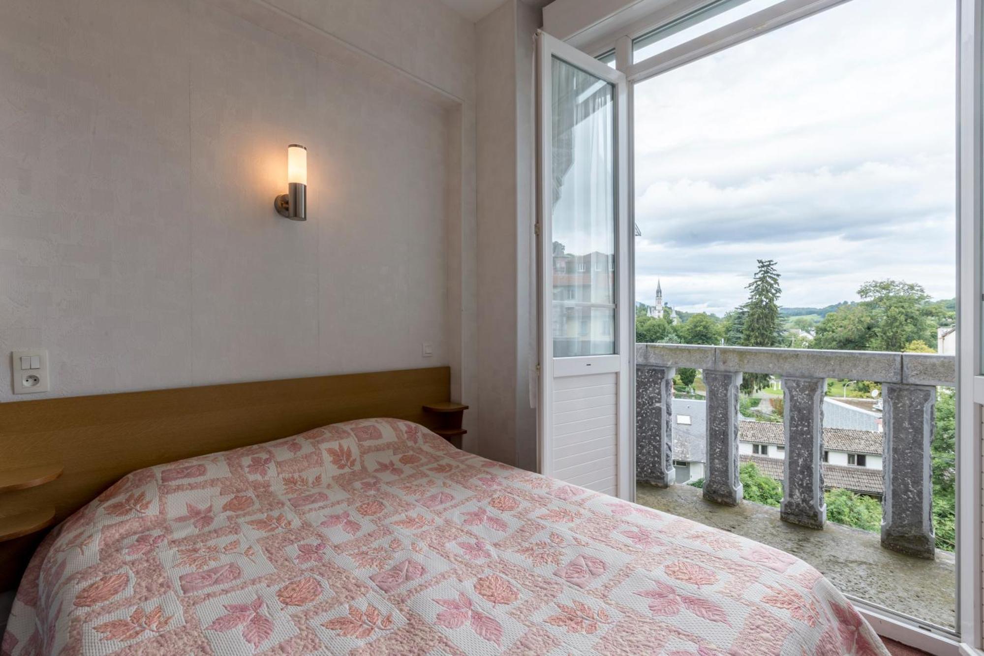 Montfort Hotel Lourdes