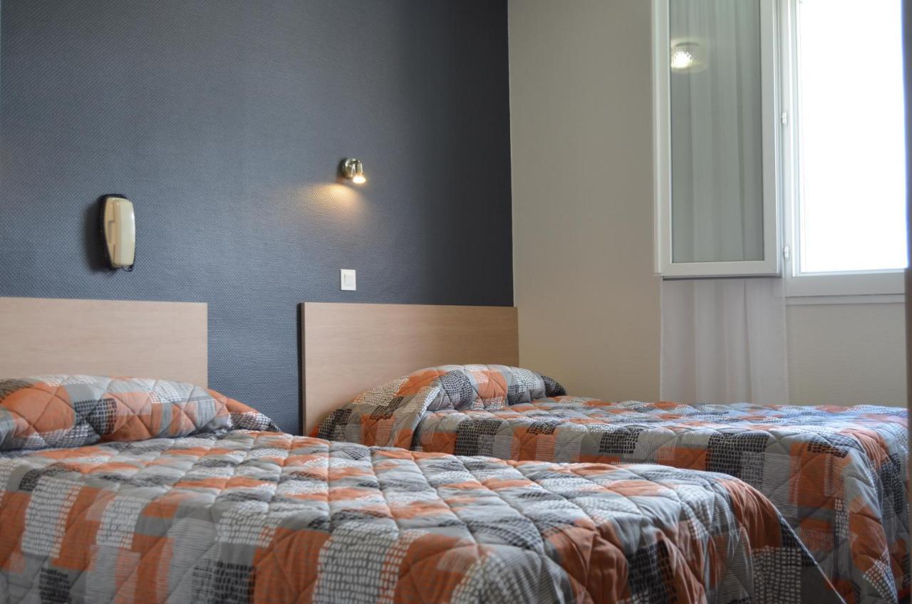 Hotel Montfort 2*