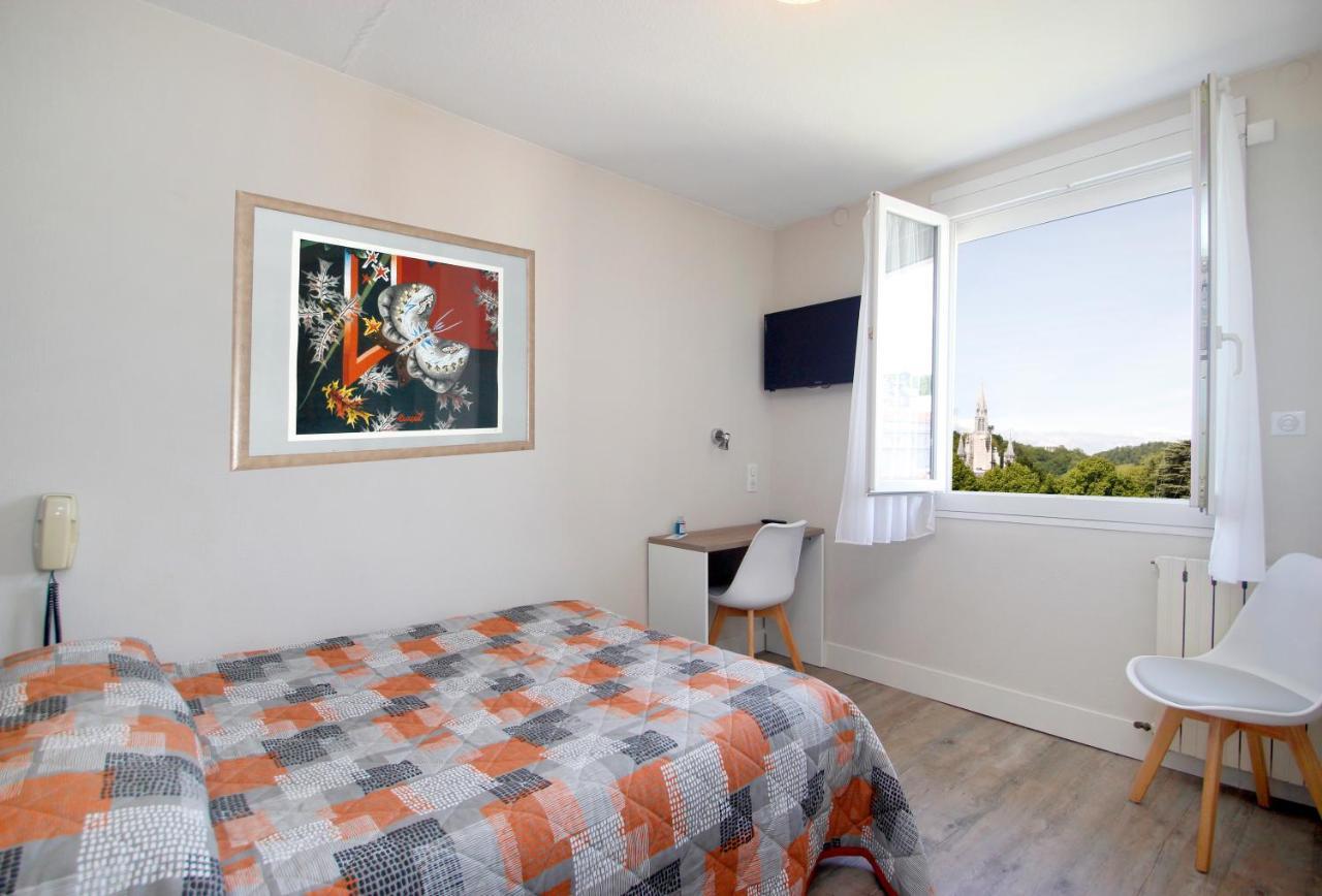 Montfort Hotel Lourdes