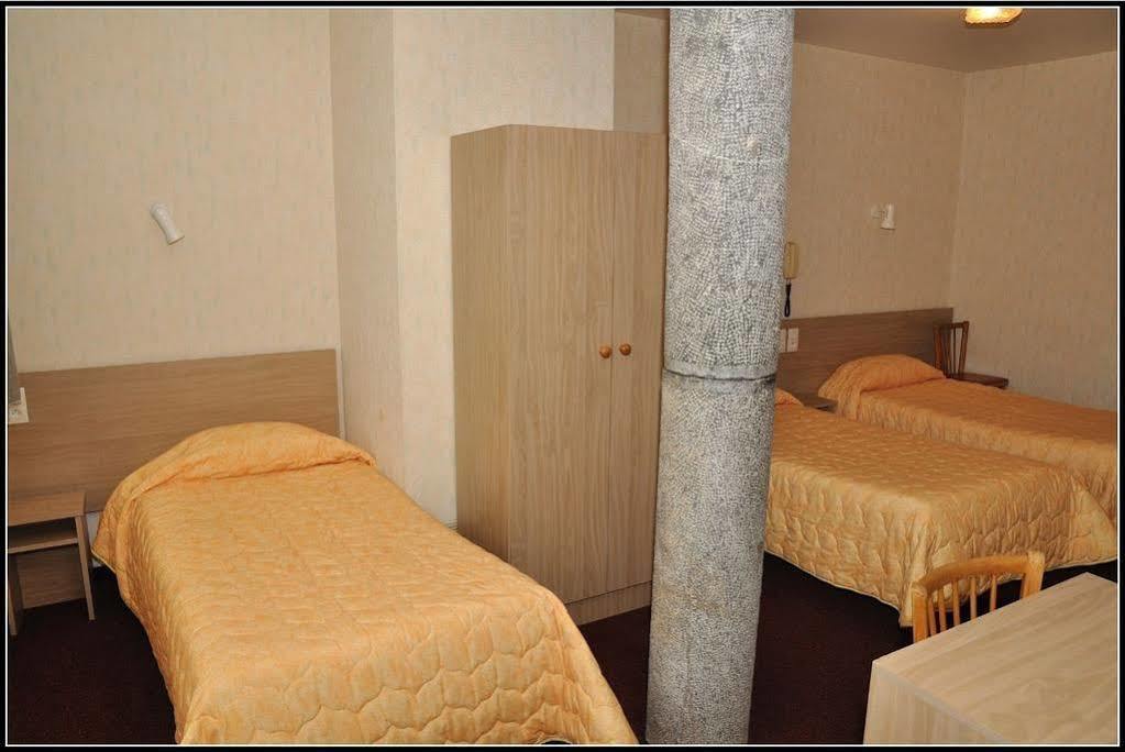 Hotel Montfort