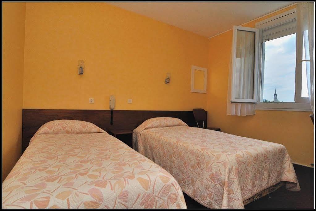 Montfort 2* Lourdes